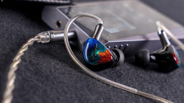 Kinera Nan·na 山岩耳機上手玩：是時候進入電鐵圈混合時代