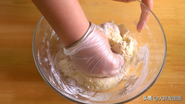 如棉花般柔軟,軟到讓人不知所措的糖心小麵包,撕開之後饞哭 如棉花般柔軟,軟到讓人不知所措的糖心小麵包,撕開之後饞哭