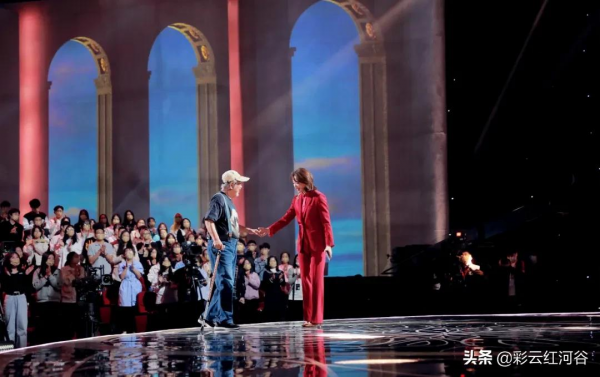 朗讀者潘文石:“我願意荒野終老” 朗讀者潘文石:“我願意荒野終老”