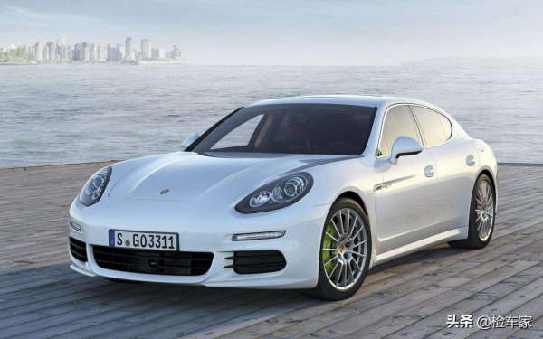 當年200多萬的保時捷帕拉梅拉,現在只要42萬!這車能買不? 當年200多萬的保時捷帕拉梅拉,現在只要42萬!這車能買不?