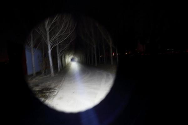 神劍破空OLIGHT二代神劍Javelot Pro2評測