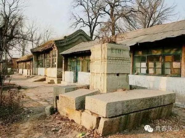 房山一寺廟竟由皇帝下旨建造!相傳是太子出家之地,還有一“絕景”→ 房山一寺廟竟由皇帝下旨建造!相傳是太子出家之地,還有一“絕景”→