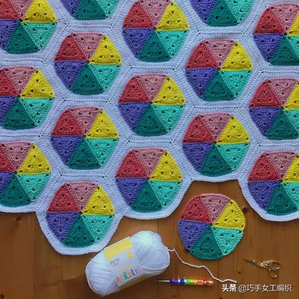 鉤編留下太多的零線，幾十種六角的鉤法，讓你家美出花來