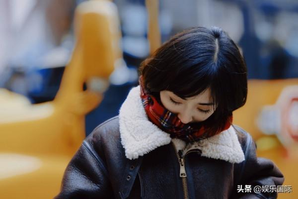 沈月曬美照 甜笑展現日系少女氣息