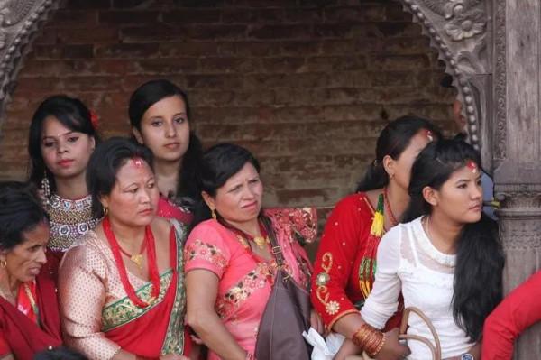 印度窮人的攀比風有多嚴重?貸款辦喪宴,免費請3000人來吃飯 印度窮人的攀比風有多嚴重?貸款辦喪宴,免費請3000人來吃飯