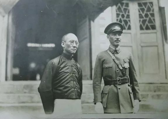 中央紅軍長征到雲南後，為何能迅速巧渡金沙江？龍雲獻圖功不可沒