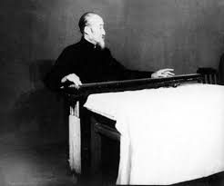 末代衍聖公孔德成:國軍鳴13門禮炮為他慶生,為何最終長眠異鄉? 末代衍聖公孔德成:國軍鳴13門禮炮為他慶生,為何最終長眠異鄉?