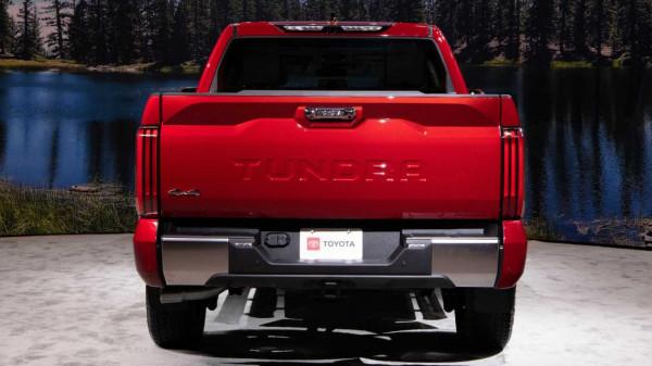 換裝3.5T全新V6發動機和科技內飾,2022款豐田坦途皮卡正式亮相 換裝3.5T全新V6發動機和科技內飾,2022款豐田坦途皮卡正式亮相