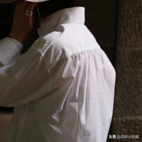 五六十歲不想有“大媽感”？看52歲的福岡佳子，優雅又減齡