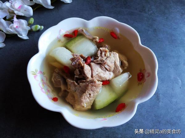 天冷多給家人做這湯喝,有肉有菜,熱乎乎地燉上一鍋,鮮香還暖胃 天冷多給家人做這湯喝,有肉有菜,熱乎乎地燉上一鍋,鮮香還暖胃