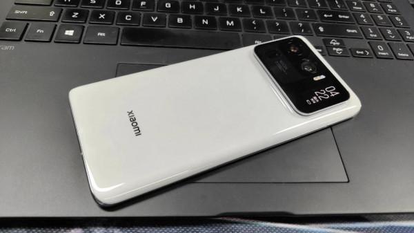 它們是我2021年用過最好的手機，可擇機撿漏，不過價差很大