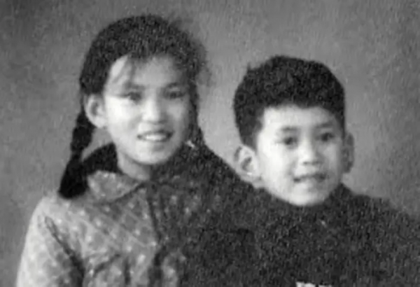 被蔡明“甩了”的郭達，不上春晚去哪了？