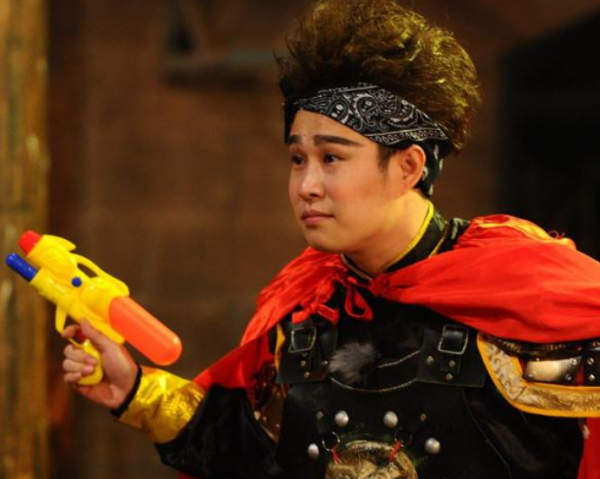 春晚捧紅的明星，有人曾是電子廠工人，有人成：全天下男人的情敵