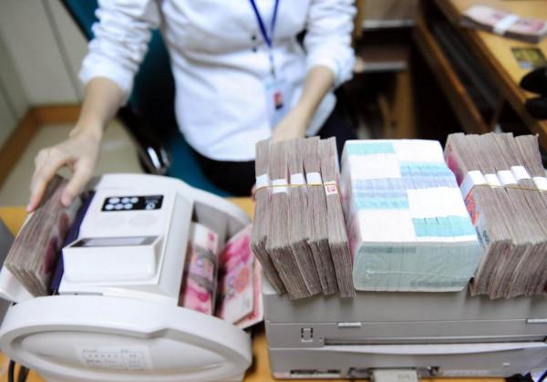 花唄使用者持續下降，年輕人正在覺醒的路上