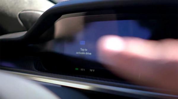 我們不需要奇形怪狀的方向盤 我們不需要奇形怪狀的方向盤