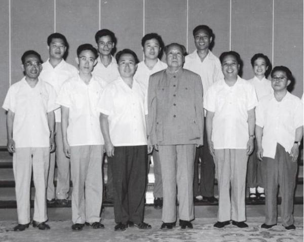 1967年李連慶回鄉被嘲笑:不要學你連慶叔,參軍17年還是個炊事員 1967年李連慶回鄉被嘲笑:不要學你連慶叔,參軍17年還是個炊事員