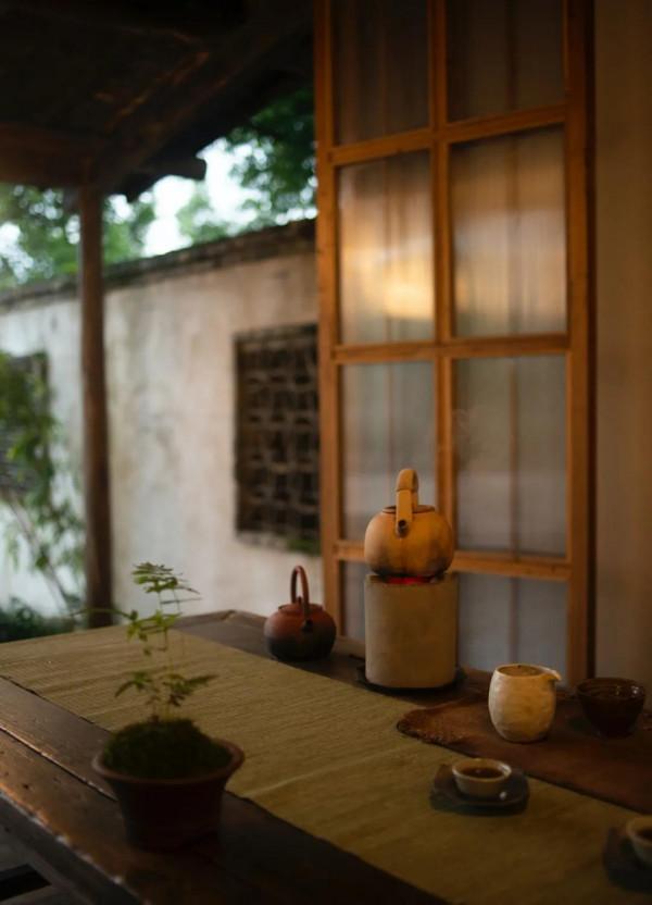 攜 長 物 · 以 雅 居