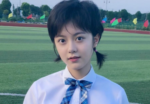 趙今麥被稱“星圈學霸”,看完她的課堂筆記,網友:難怪考524分 趙今麥被稱“星圈學霸”,看完她的課堂筆記,網友:難怪考524分