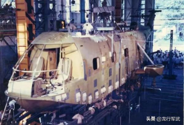 從被“嫌棄”到主力擔當，法國48年前賣給我們的裝備幫了我們大忙