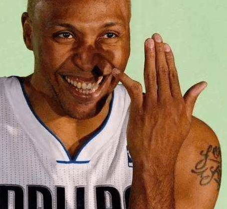 NBA球員賺上千萬很容易?看這些照片就明白,詹姆斯腳趾變形 NBA球員賺上千萬很容易?看這些照片就明白,詹姆斯腳趾變形