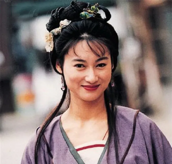 香港八大動作女演員，個個能打又漂亮，你還記得哪一位？