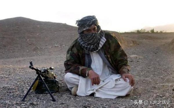 20年打掉2萬億美元，阿富汗是如何逼瘋美國的？