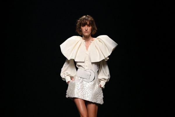 馬德里時裝週——伊莎貝爾·桑奇品牌時裝秀 馬德里時裝週——伊莎貝爾·桑奇品牌時裝秀