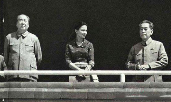 1937年,周恩來勞山遇刺,副官陳友才扮替身犧牲,死時身中20刀 1937年,周恩來勞山遇刺,副官陳友才扮替身犧牲,死時身中20刀