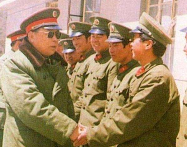 21集團軍的首任軍長，63歲升上將，曾經兩度接替傅全有的職務