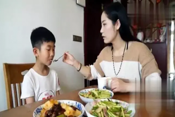 李玫瑾:養兒三忌,養女五忌,知道孩子的成長要點,才能少走彎路 李玫瑾:養兒三忌,養女五忌,知道孩子的成長要點,才能少走彎路