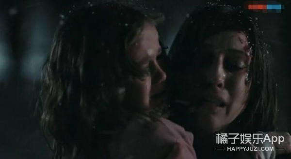 還記得《孤兒怨》裡的小女孩嗎?她長大後這麼美? 還記得《孤兒怨》裡的小女孩嗎?她長大後這麼美?