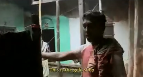 印度下水道都是黃金!小夥靠著掏下水道,賺得盆滿缽滿 印度下水道都是黃金!小夥靠著掏下水道,賺得盆滿缽滿