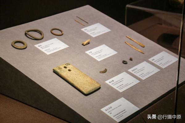 5000年前的“手機殼”?博物館的這件文物,火了 5000年前的“手機殼”?博物館的這件文物,火了