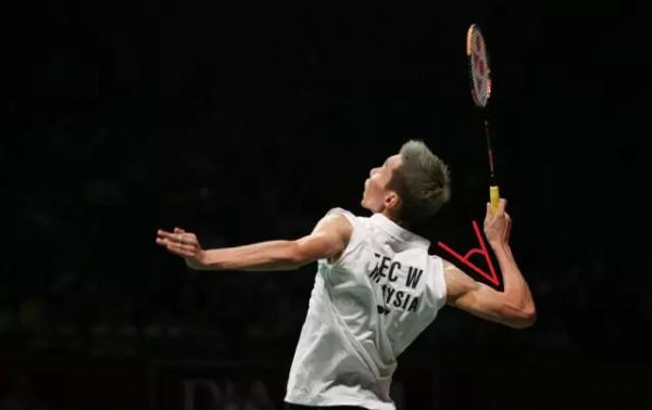 高吊殺持拍手架拍動作角度，90度角和45度角，哪一個更適合你？