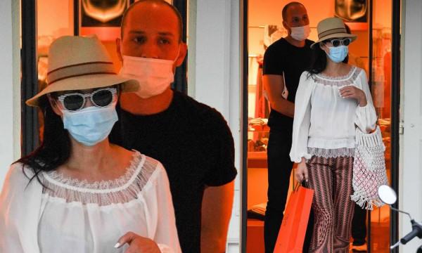 出身貧寒到身價400億，鄧文迪就這樣改寫了她的命運