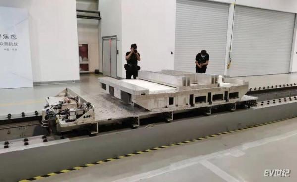 真安全要看得見 嵐圖汽車釋出“琥珀”和“雲母”電池安全技術 真安全要看得見 嵐圖汽車釋出“琥珀”和“雲母”電池安全技術