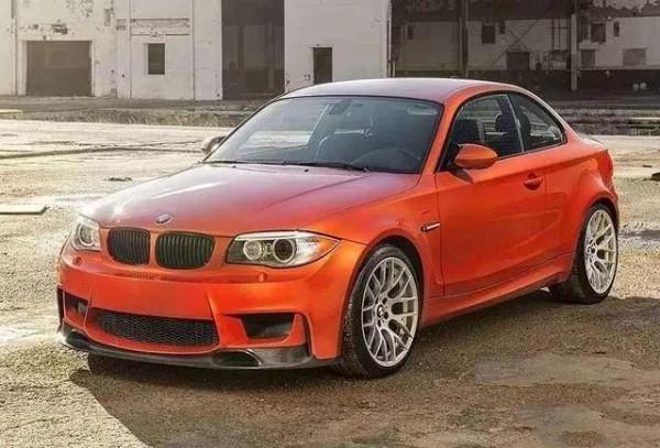 走遍中國花30萬買輛十年前的寶馬！小夥：不貴，全國才400臺！