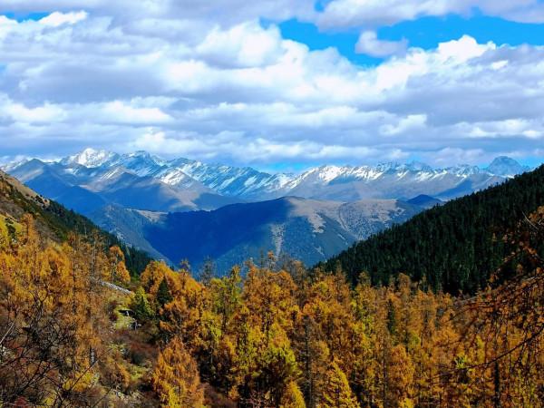 翻山越嶺而來，只為走進徒步天堂，小金瑪嘉溝