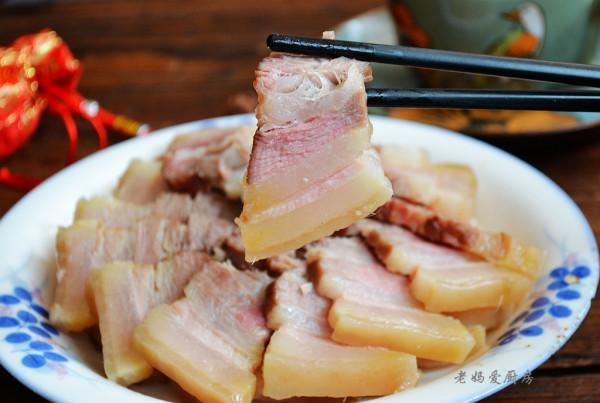 年輕時代最難忘的一道美食是什麼？我會毫不猶豫地回答：是鹹肉