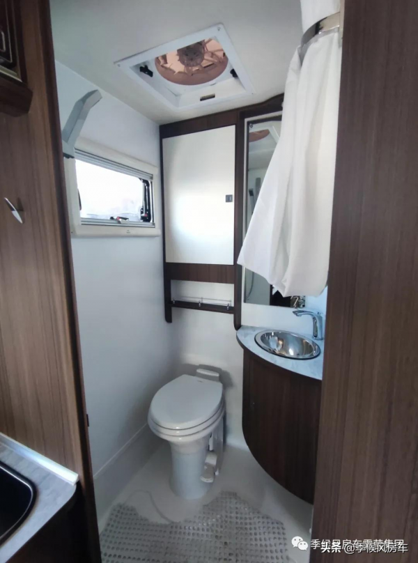 瑞弗V800E|年度最暢銷的佈局，高品質、高性價比的C型房車