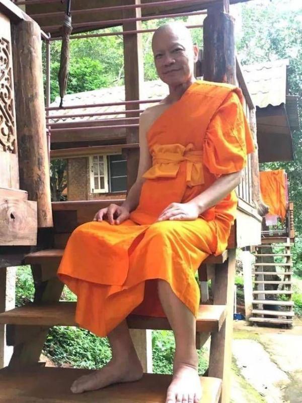 6位“削髮為僧”的男明星,出家前個個都是大帥哥,太可惜了 6位“削髮為僧”的男明星,出家前個個都是大帥哥,太可惜了