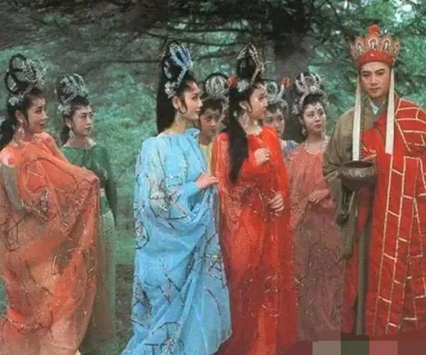 西遊記10大絕色美女，孔雀公主排第7，嫦娥仙子也只能排第2