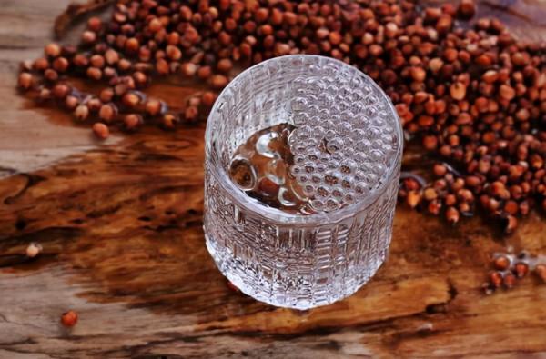 超市買白酒,牢記這“1點”,徹底告別酒精酒,再也不被坑 超市買白酒,牢記這“1點”,徹底告別酒精酒,再也不被坑