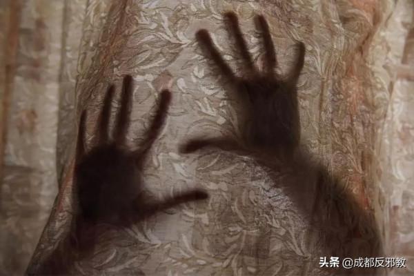 韓國鄭仁事件引爆中國，16個月大女嬰被虐待身亡，惡魔養父母人神共憤