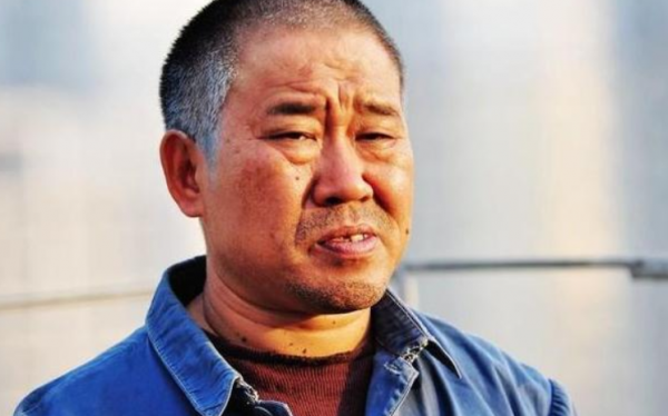 “大孝子”杜旭東：讓喪夫繼母老有所依，你依然是我的媽