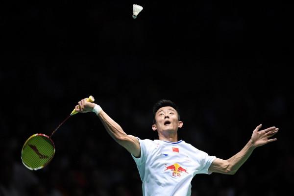 高吊殺持拍手架拍動作角度，90度角和45度角，哪一個更適合你？