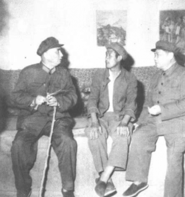 1982年，開國上將楊勇咳嗽不止，醫生一摸腹部：肝怎麼掉下來了？