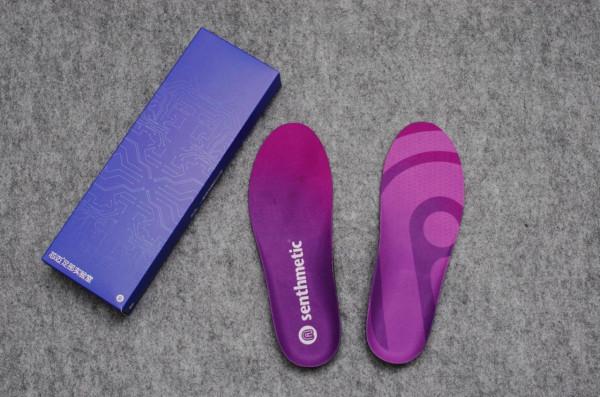 凜冽寒風中有什麼保暖、好看的衣物呢?從頭到腳一整套實穿推薦 凜冽寒風中有什麼保暖、好看的衣物呢?從頭到腳一整套實穿推薦