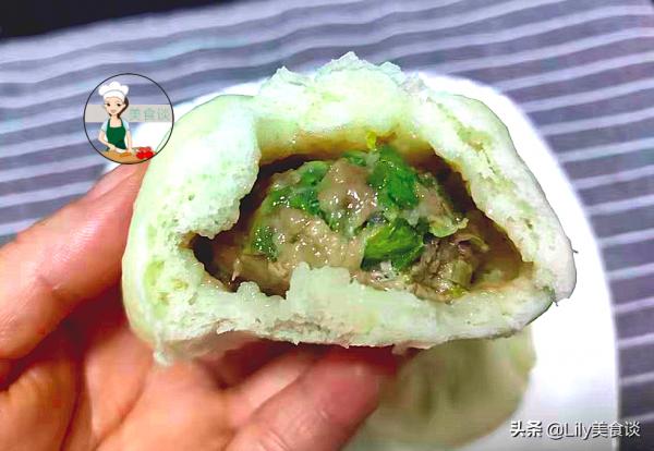 入秋後，這“一葷一素”多吃，切碎蒸包子真香呀，營養好吃不上火