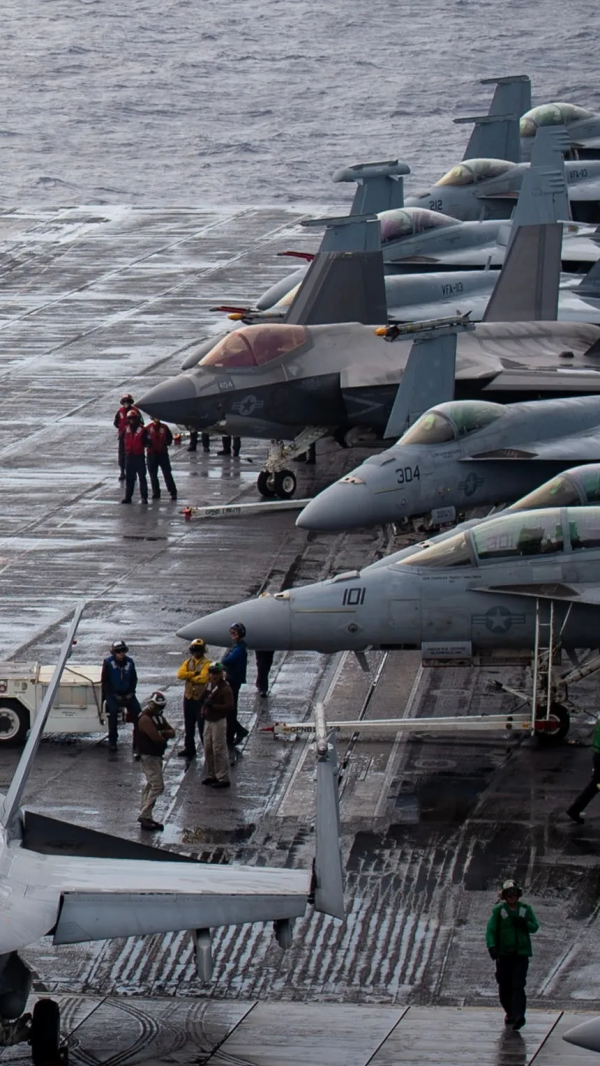 “海四代”成功首飛，打臉一眾黑粉，軍迷們對艦載機有哪些誤解？